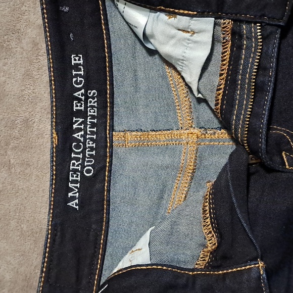 Like-new American Eagle Outfitters Cut-off Dark denim jean shorts Size 0 - Picture 2 of 8